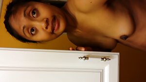 ГОЛЯМ ЧИК celi porno filmi ЗА КРАСИВА АЗИАТСКА МАЛКА С ГОЛЕМИ ЦИЦИ