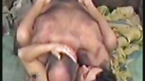 Голата гърдата аматьорка porno klipove bezplatno има страхотно тяло, когато съблазнява мъжа си